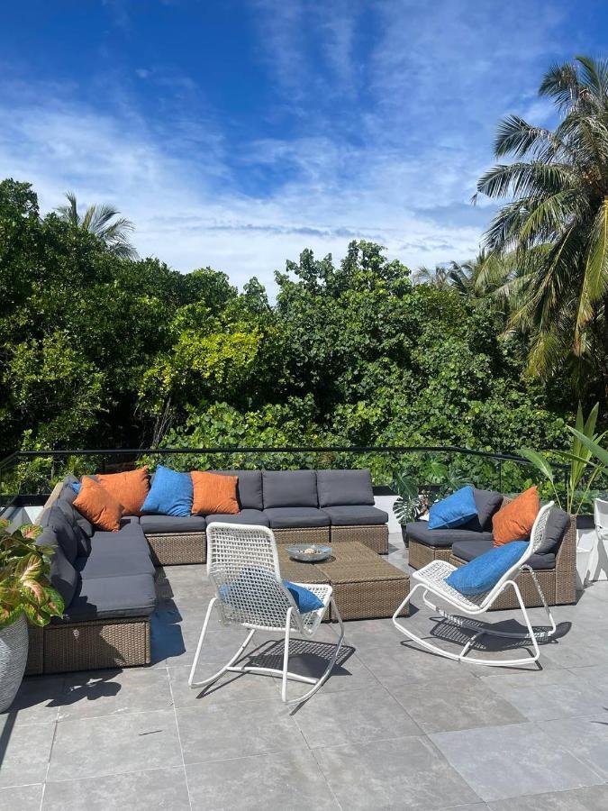 Unwind Dhigurah Hotel Dhigurah  Exterior foto